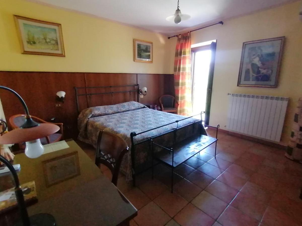 Locanda Del Barone Караманико Терме Екстериор снимка