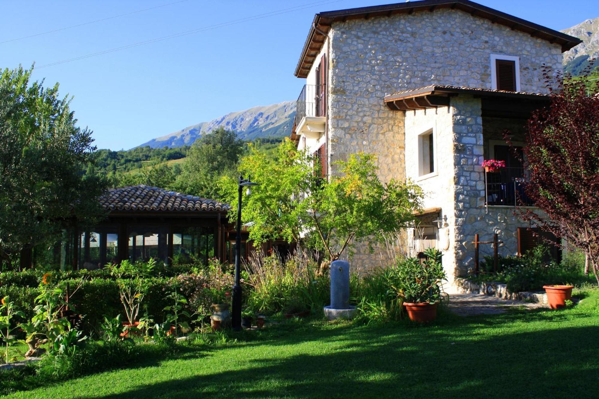 Locanda Del Barone Караманико Терме Екстериор снимка